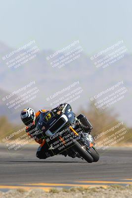 media/Apr-09-2023-SoCal Trackdays (Sun) [[333f347954]]/Turn 14 (1015am)/